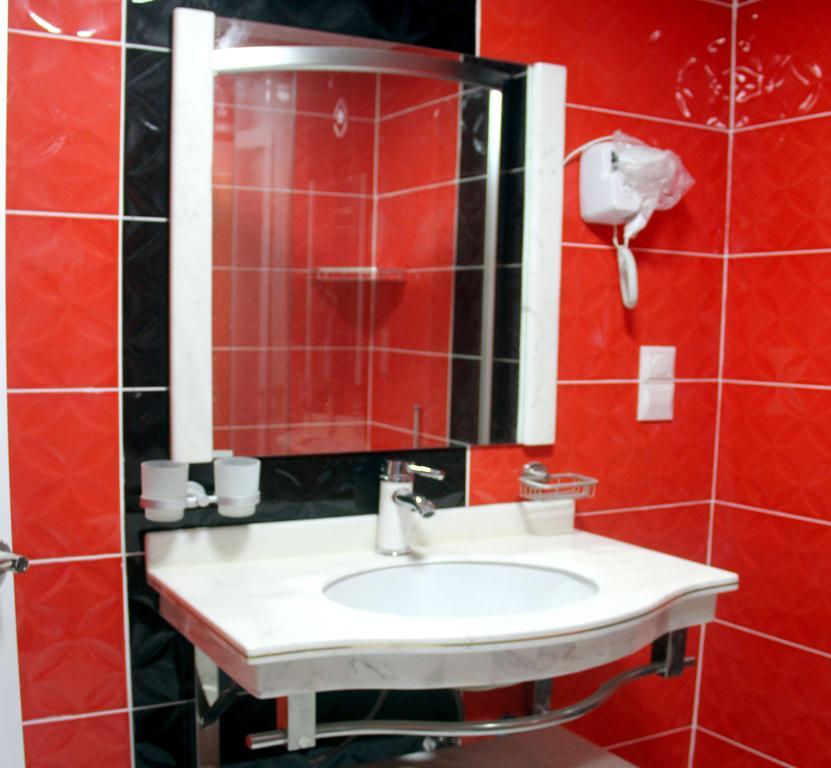 Grand Royal Batumi Aparthotel Room photo