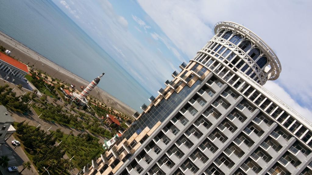 Grand Royal Batumi Aparthotel Exterior photo