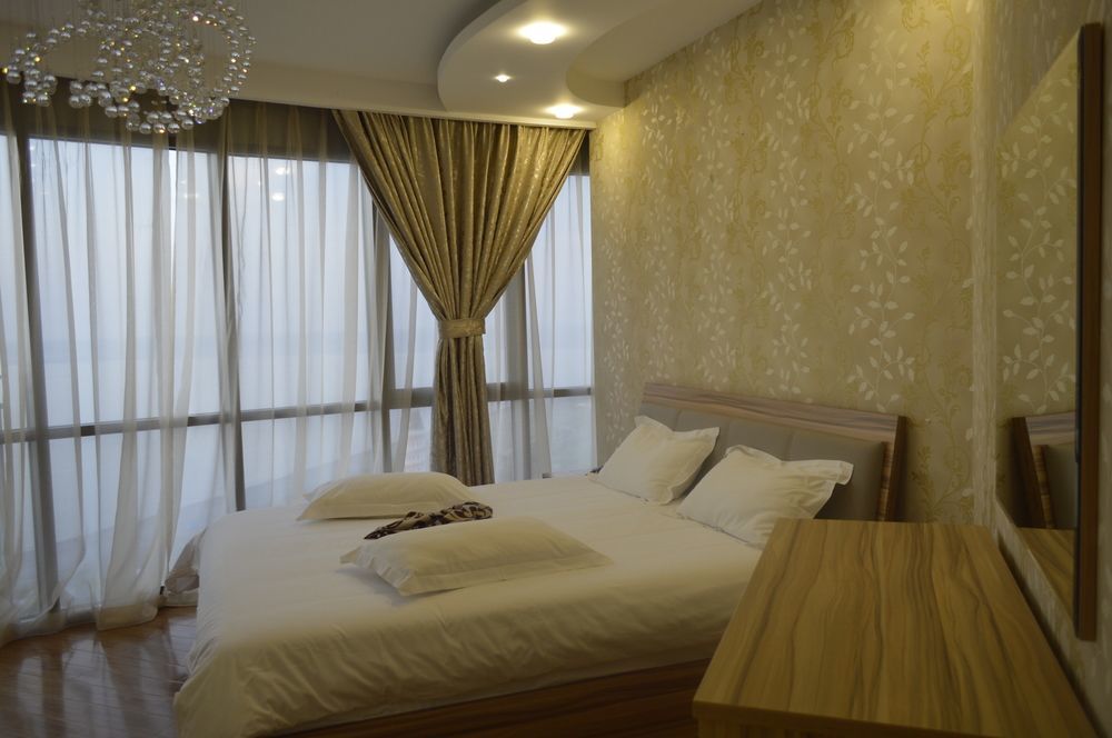 Grand Royal Batumi Aparthotel Exterior photo
